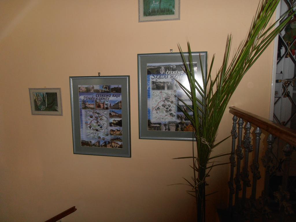 Penzion U Ceske Koruny Jičín Buitenkant foto